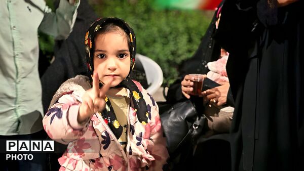 چهل و سه شب در فراغ رهبر