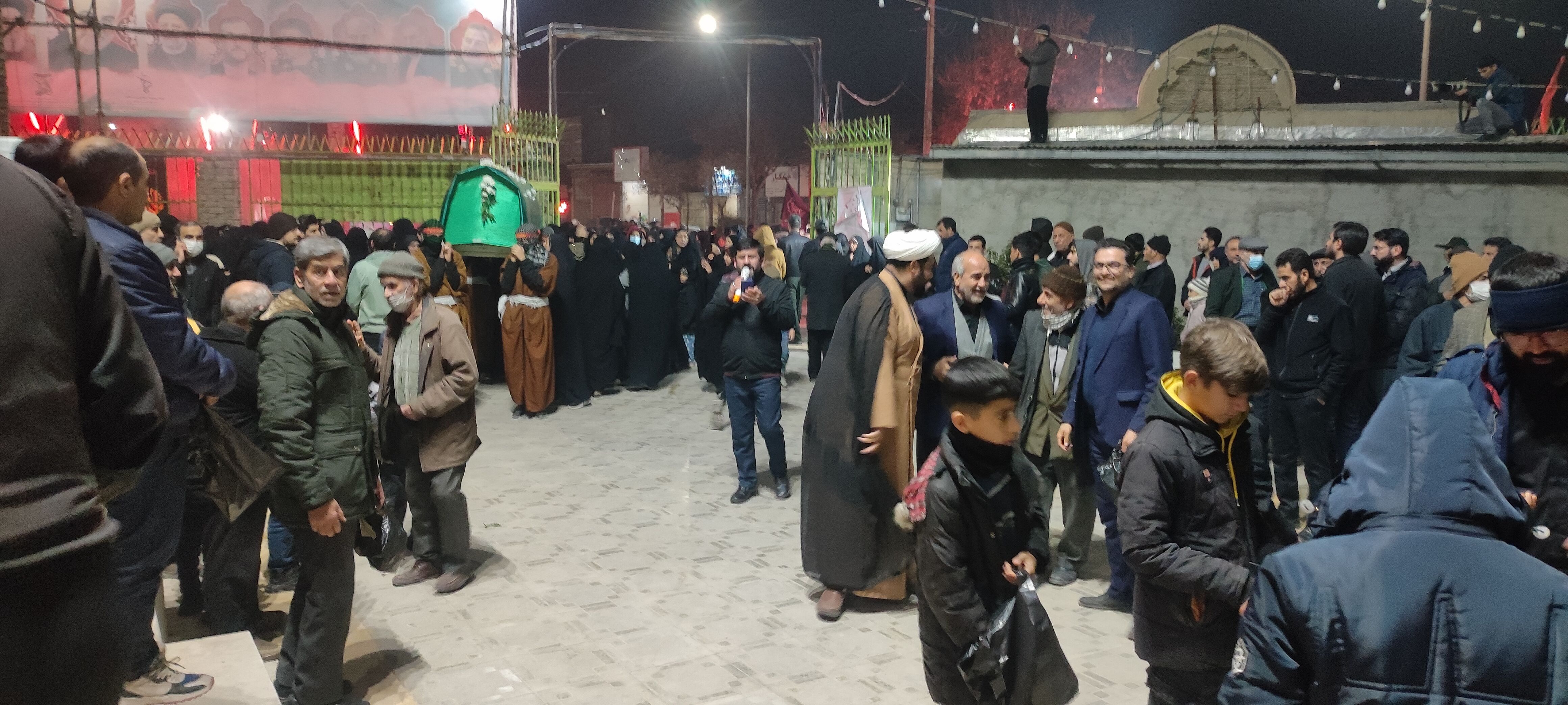مراسم تشییع نمادین فاطمه زهرا(س)  در مسجد محمد رسول الله(ص) شهرستان شیروان