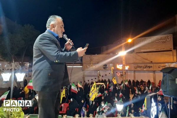 فیروزکوه در صدمین شب استقامت