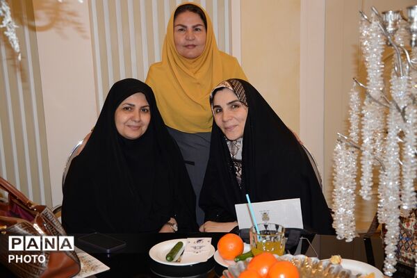 مراسم بزرگداشت و تکریم مقام و منزلت معلمان چهاردانگه
