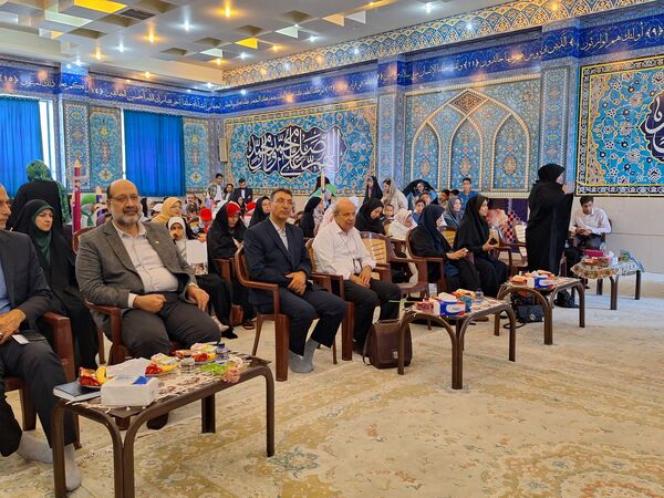 آیین افتتاحیه استانی فعالیت‌های تابستانی دانش‌آموزان استان اصفهان با شعار تربیت بدون توقف