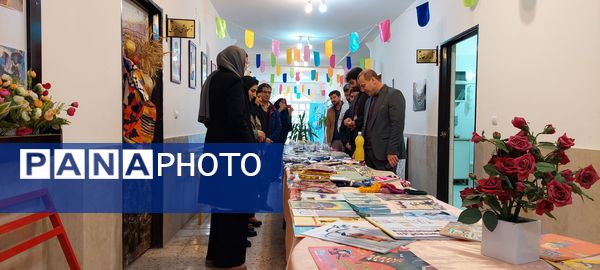 برپایی بازارچه دست سازه‌ها در کانون شهید مطهری سملقان