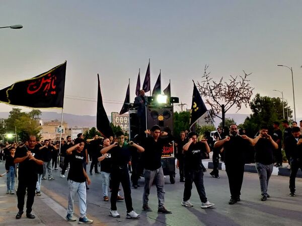 عزاداری جوانان در روز  رحلت نبی اکرم اسلام و امام حسن مجتبی (ع)
