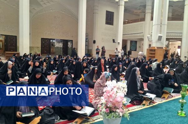 مراسم جز خوانی قران در حرم اهل بیت(ع)