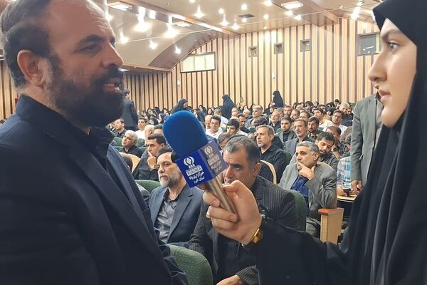 مدرسه یکی از بهترین فرصت‌ها برای انتفال سیره امام مجاهد شهید است