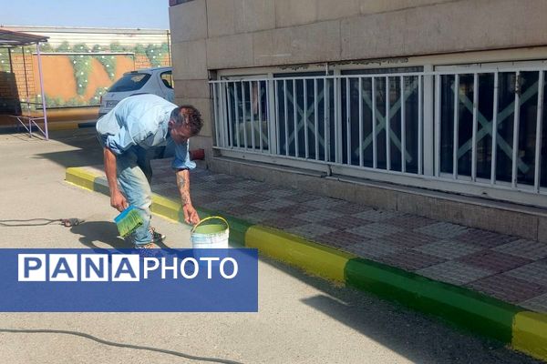 زیباسازی مدارس ملارد به منظور استقبال از دانش‌آموزان با محیطی شاد و تجهیزات نو 
