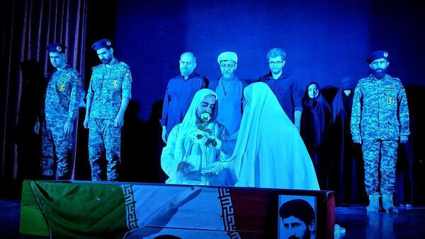 نمایش «مرا مهدی بخوانید» در فرهنگسرای امام علی(ع) هشتگرد به روی صحنه رفت
