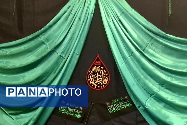 دانش آموزان نورانی حاضر در محفل