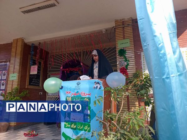 مانور بازگشایی مدارس در دبیرستان جمشیدنژاد شهرستان آمل 