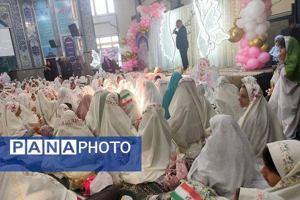 جشن تکلیف؛ لبخند بندگی در قاب تصویر