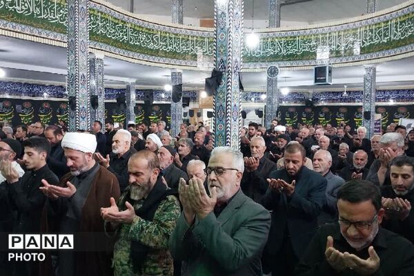 میثاق فیروزکوهی‌ها با راه شهیدان در حریم حسینی، لزوم ایستادگی بر مدار عدالت در مکتب عاشورا