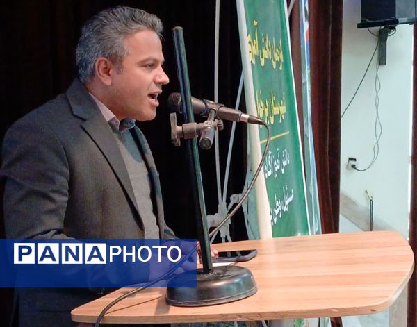 جشن تجلیل از دانش‌آموزان خبرنگاران فعال پانا و دانش‌آموزان رتبه‌های برتر شاهد  