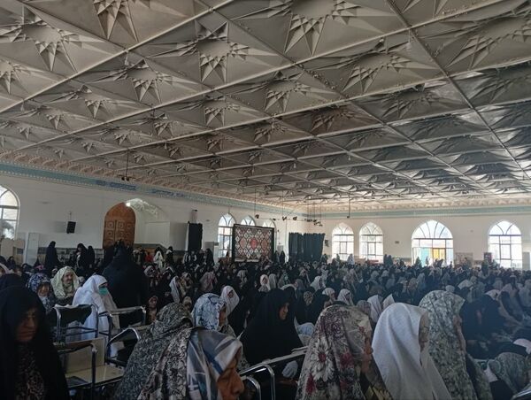 نماز جمعه در کاشمر
