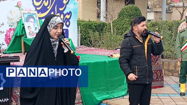 اجتماع مردم بصیر و انقلابی نیشابور در آغاز دهه فجر