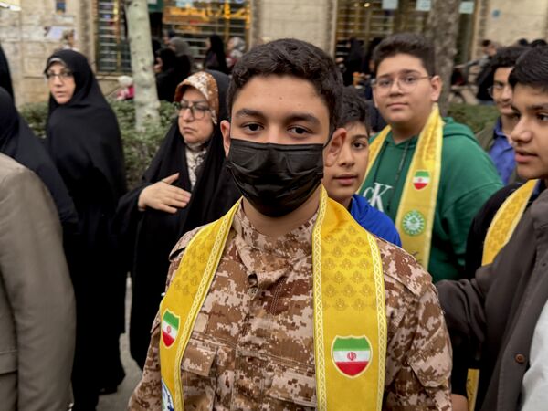  مراسم تشییع ۱۰ شهید گمنام در آمل