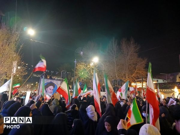 حماسه سازی مردم نیشابور در دوازدهمین روز از شهادت امام خامنه ای