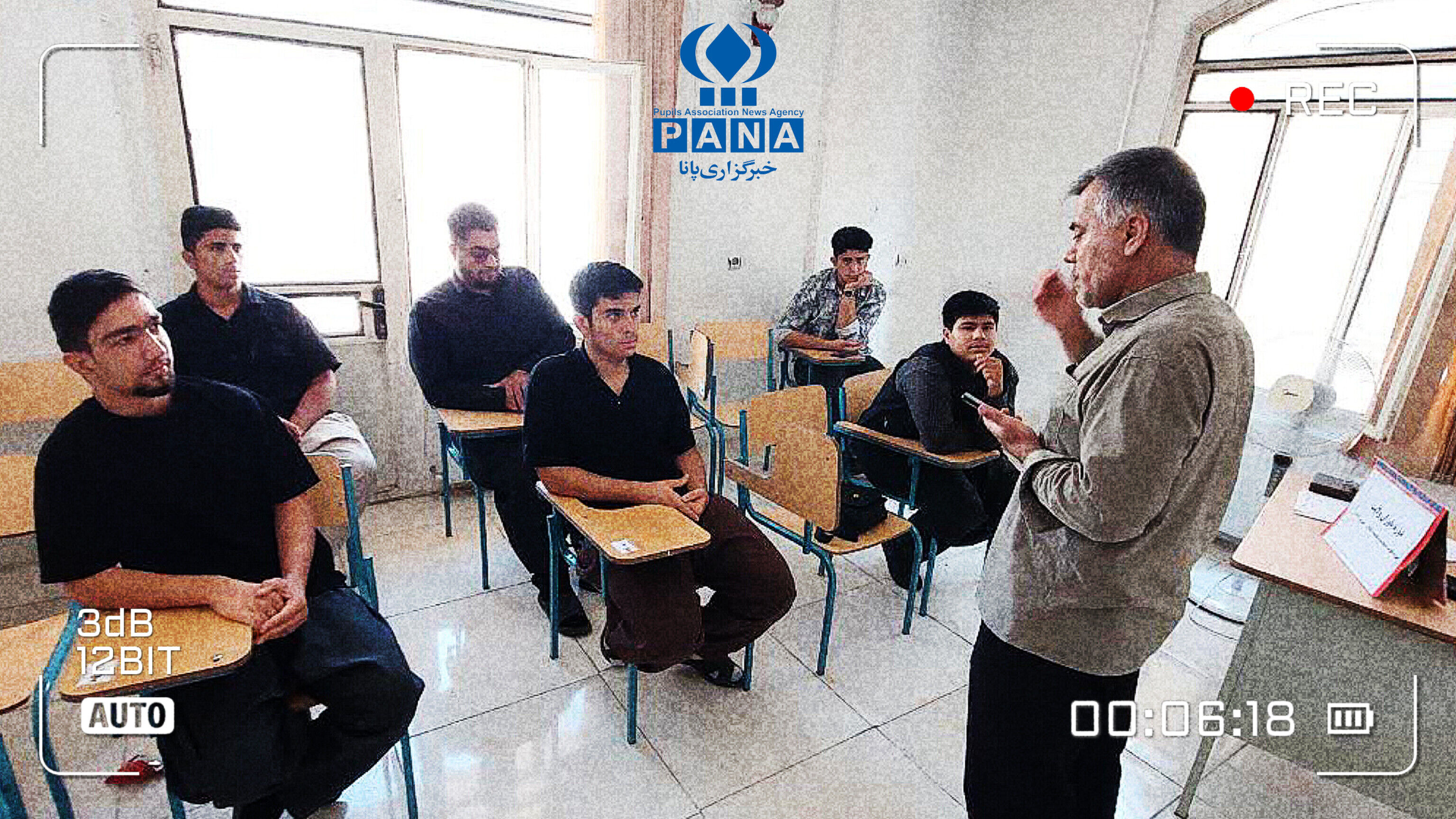 جلسه فرماندهان واحدهای دبیرستان‌های دهگلان با محوریت ارتقای برنامه‌های فرهنگی و تربیتی برگزار شد