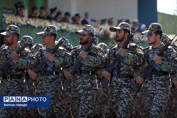 مراسم رژه روز ارتش - تهران