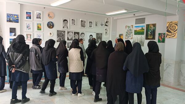 آیین افتتاحیه نمایشگاه «اقتصاد مقاومتی و صنایع دستی هنرجویان شهرستان بن»