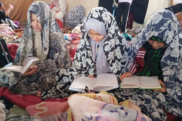 اوج دعا و تَضَرُّع در آخرین روز اعتکاف 