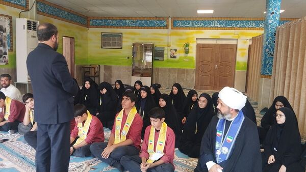 اعزام دانش‌آموزان پیشتاز البرزی به همایش ملی روز دانش‌آموز در اردگاه باهنر تهران