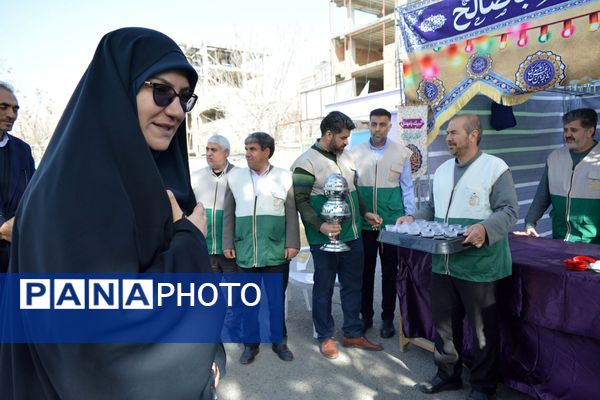 عطر رضوی در جشن نیمه شعبان مدرسه حکمت