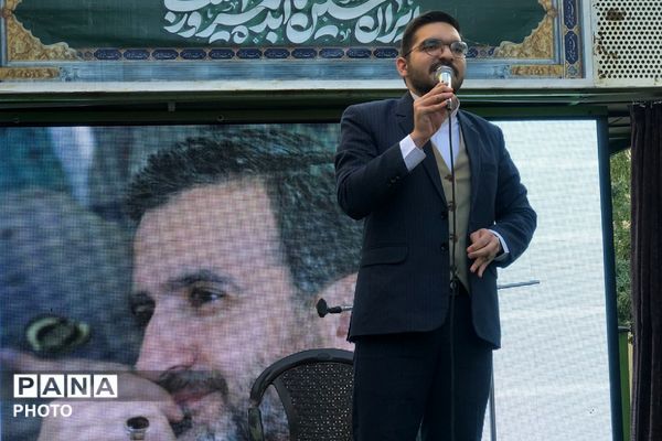 حکایتِ حاج مصطفی ریحان‌صفت