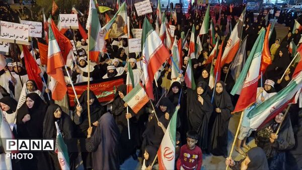 تجدید میثاق نورآبادی ها با آرمان های انقلاب در موج صد و بیست و دو حضور در خیابان