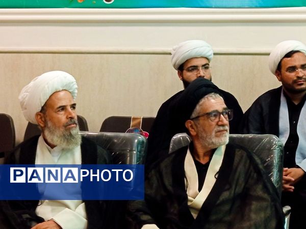 نشست روحانیون و ائمه جماعت مساجد با امام جمعه کاشمر