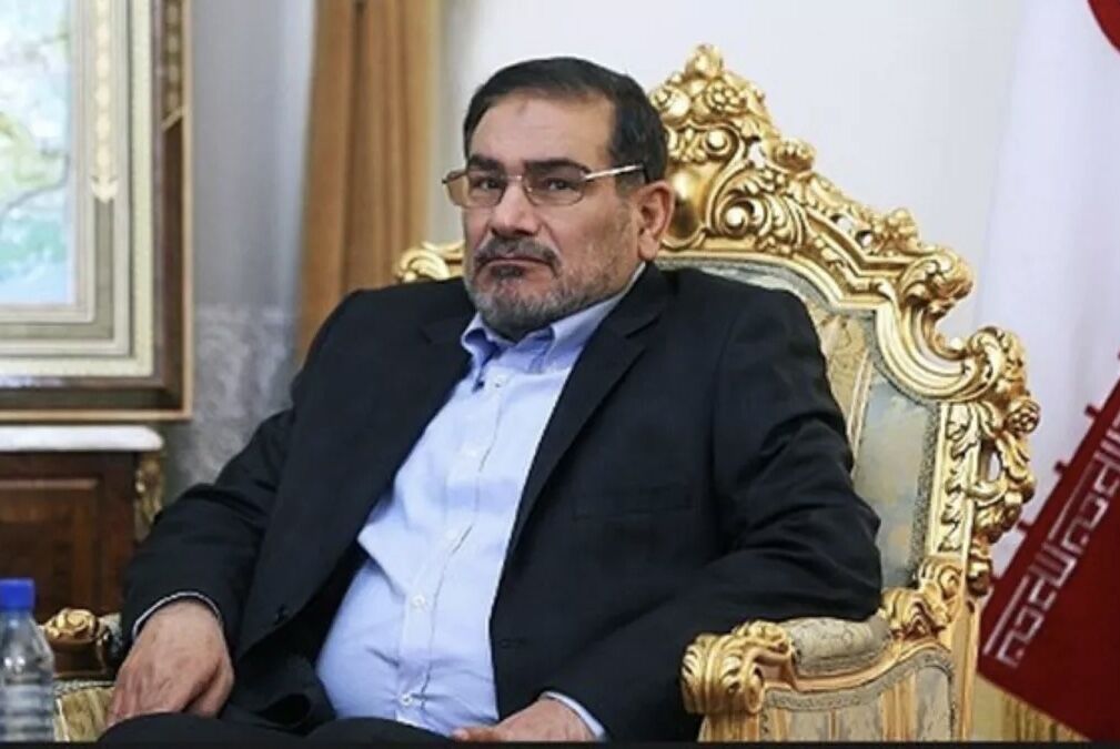 دولت با اجرای فرامین رهبری بنیاد جدیدی برای پیشرفت کشور ایجاد کند

