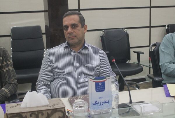 کارگاه آموزشی آشنایی با قانون و آیین‌نامه رسیدگی به تخلفات اداری در بوشهر