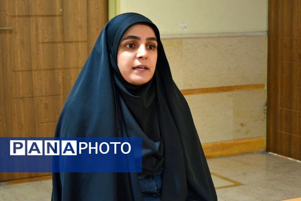 برگزاری کافه ۵۷ در دبیرستان فرهنگ