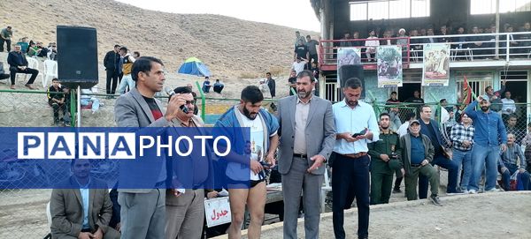 مسابقات بومی محلی  در گود کشتی شهر بار نیشابور