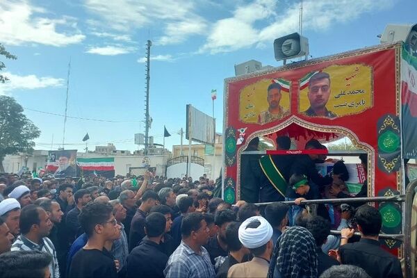 حماسه بدرقه لاله‌های گلگون‌کفن در کهنوج