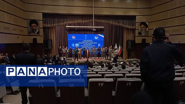 آیین نکوداشت خیر مدرسه ساز عبدالرضا وکیلی با حضور وزیر آموزش و پرورش در نیشابور 