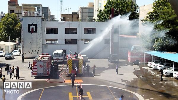 آخرین روز از دوره آموزش آتشنشانی داوطلب ویژه آقایان در نیشابورـ۲