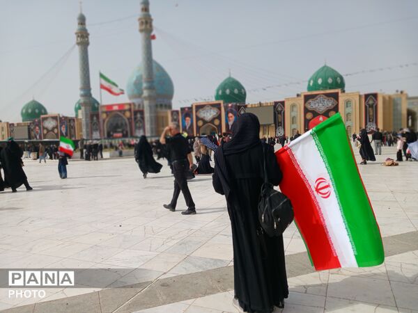 قم؛ روایت شکوهِ آخرین بدرقه