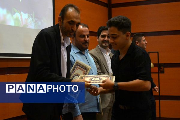 بهارستان‌دو از برترین‌های تربیت‌بدنی تقدیر کرد