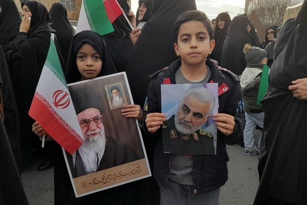 راهپیمایی مردم کمیجان درپی محکومیت اقدامات تروریستی در ایران