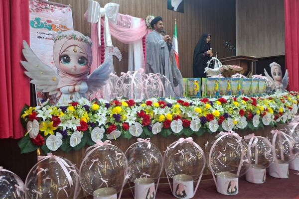 جشن تکلیف دانش آموزان دختر شهرستان ملارد