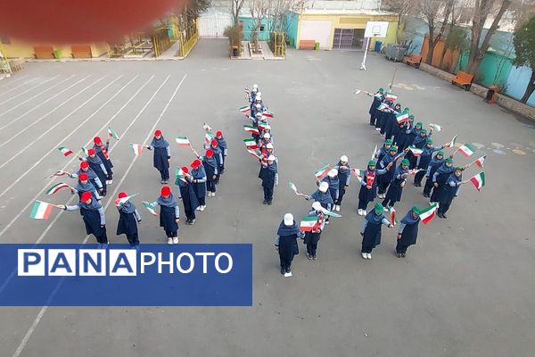 مدارس اسلامشهر یکصدا در جشن انقلاب 