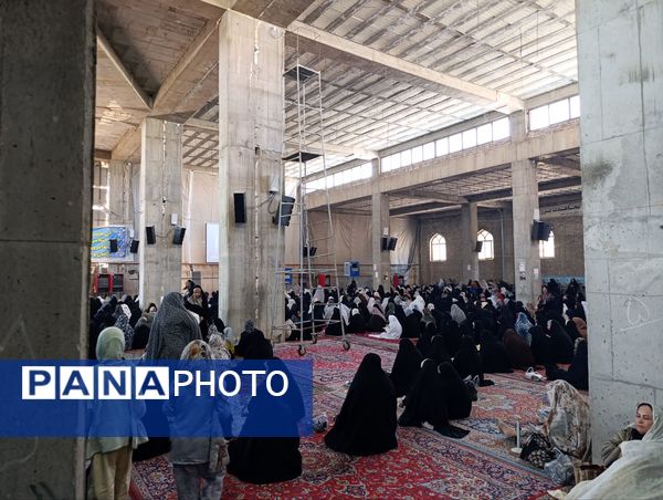 نماز عبادی سیاسی جمعه همزمان باهفته وحدت درنیشابور