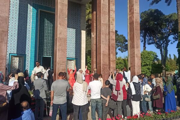به مناسبت هفته سعدی شیرازی 