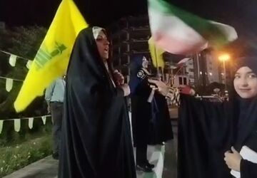  تجمع شبانه اهالی پردیسان قم در میدان شهرداری