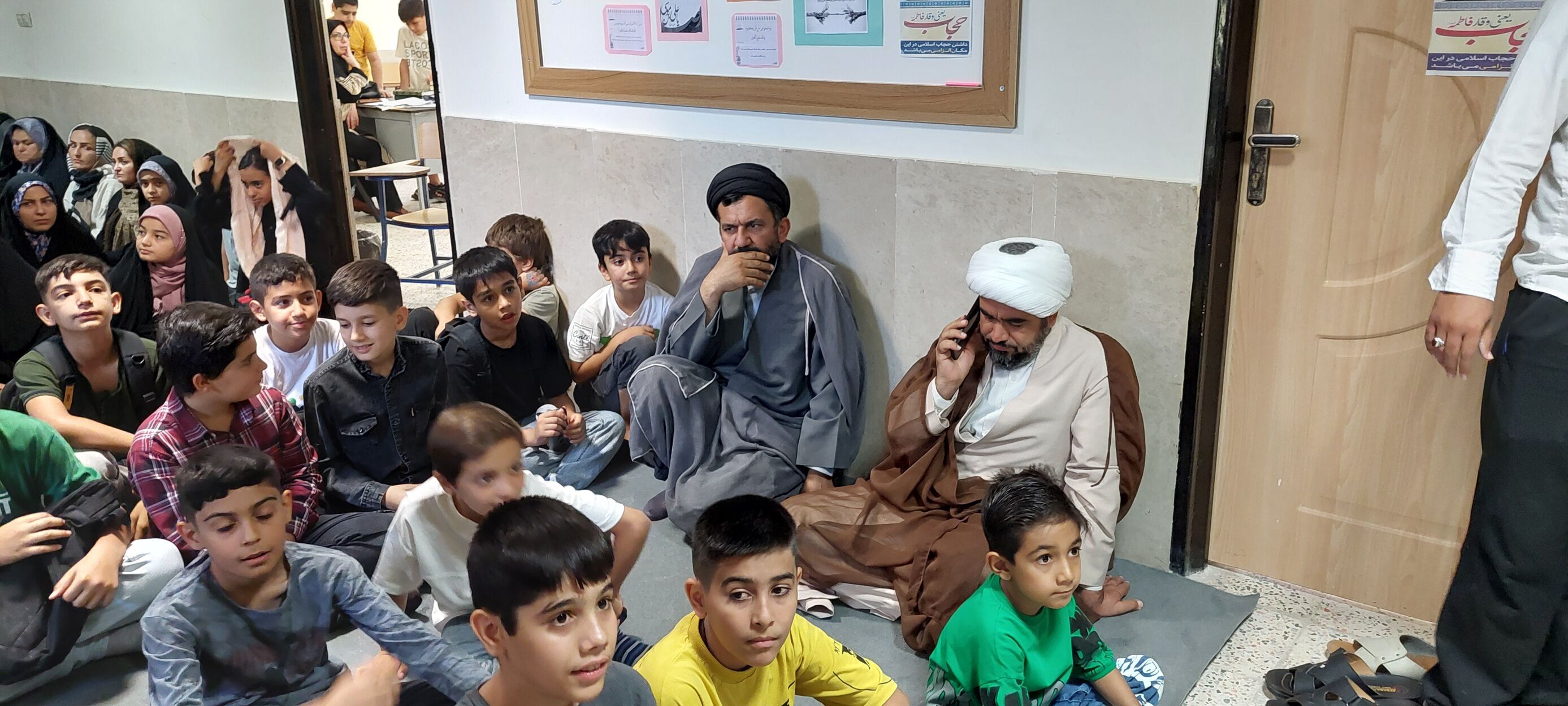 جشن عید غدیر وتقدیر از دانش آموزان توسط کانون فرهنگی هنری شهید مطهری شهر آشخانه