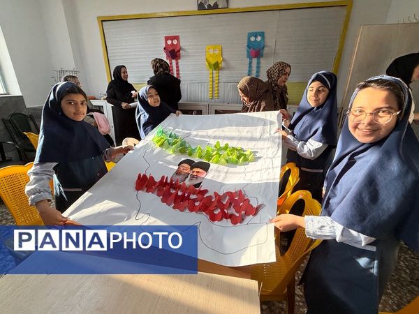 رویداد مادر دختری با محوریت پرچم ایران در مدرسه المهدی ناحیه 2 کرج 