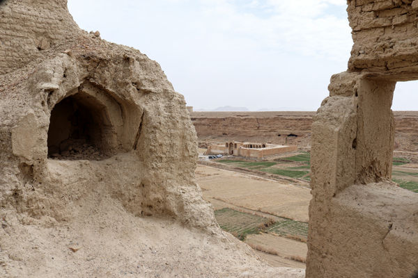 قلعه باستانی ایزدخواست؛ نخستین بنای طبقاتی دنیا