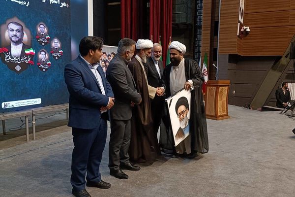 آیین گرامی داشت اولین سالگروز شهادت شهدای خدمت در سالن باغ ملی شهرستان قدس