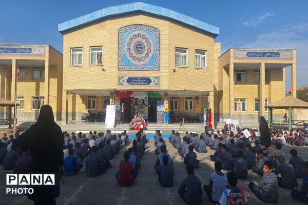 طنین زنگ ورزش و هفته المپیاد ورزشی درون‌مدرسه‌ای در دبستان ایمان ورامین
