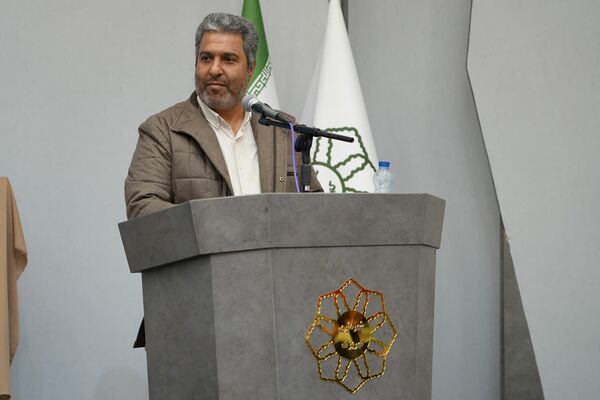 آیین رونمایی از دو اثر فاخر ادبی در شهرداری کهریزک 